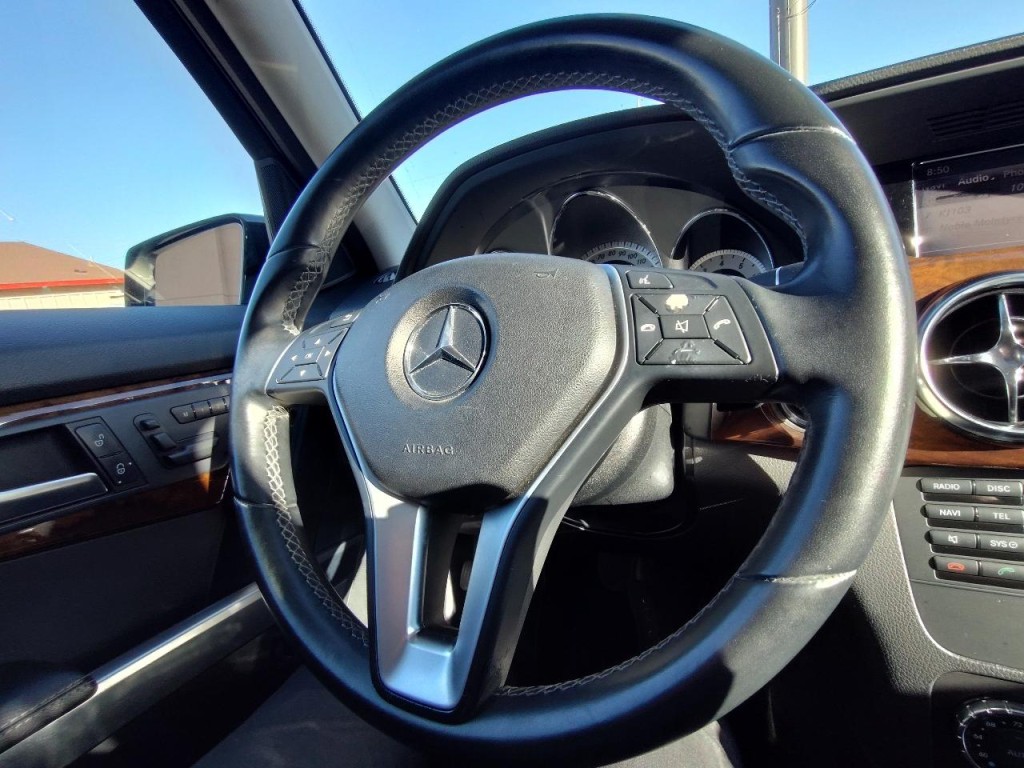 2013 Mercedes-Benz GLK-Class Image 19