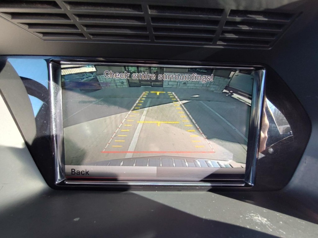 2013 Mercedes-Benz GLK-Class Image 24