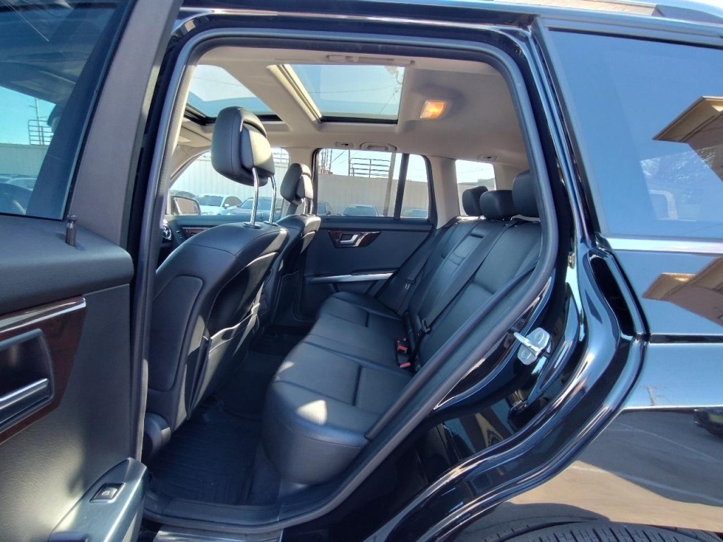 2013 Mercedes-Benz GLK-Class Image 33