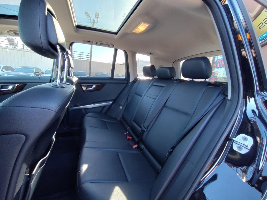 2013 Mercedes-Benz GLK-Class Image 34