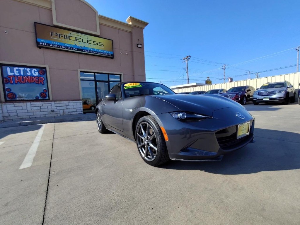 2016 Mazda MX-5 Miata Image 2