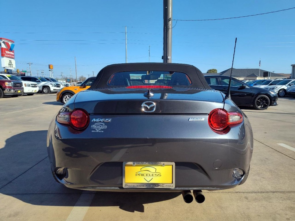 2016 Mazda MX-5 Miata Image 5