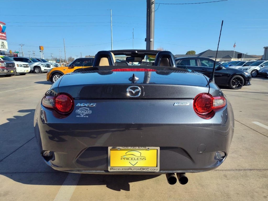 2016 Mazda MX-5 Miata Image 13