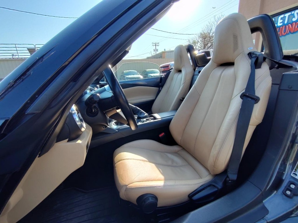 2016 Mazda MX-5 Miata Image 23