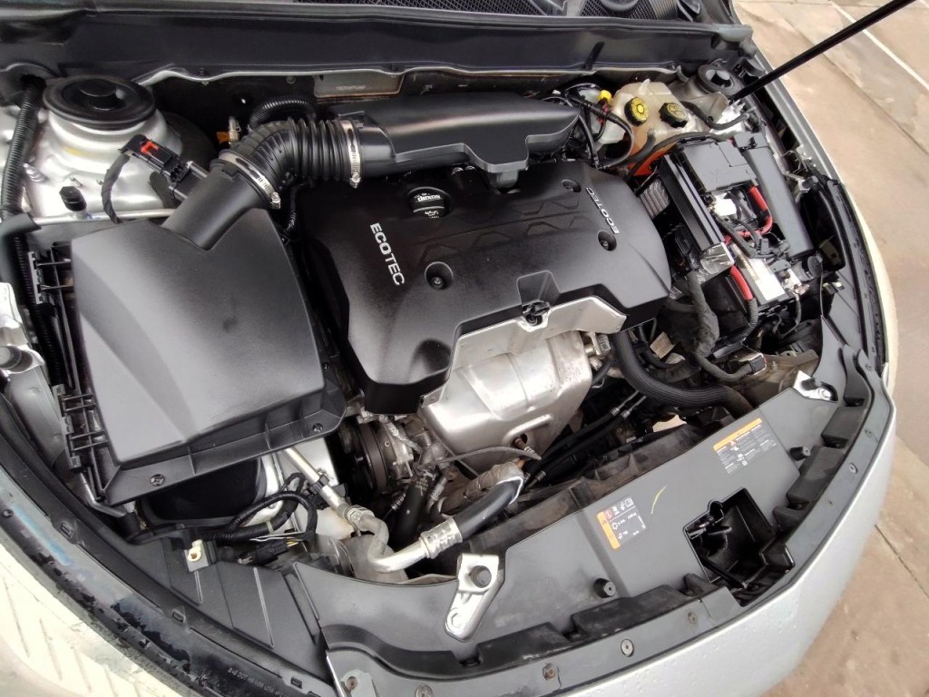 2015 Chevrolet Malibu Image 12