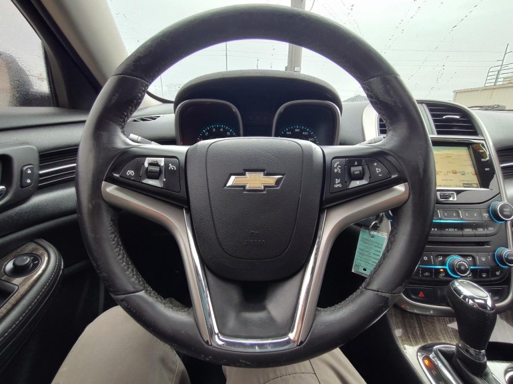 2015 Chevrolet Malibu Image 17