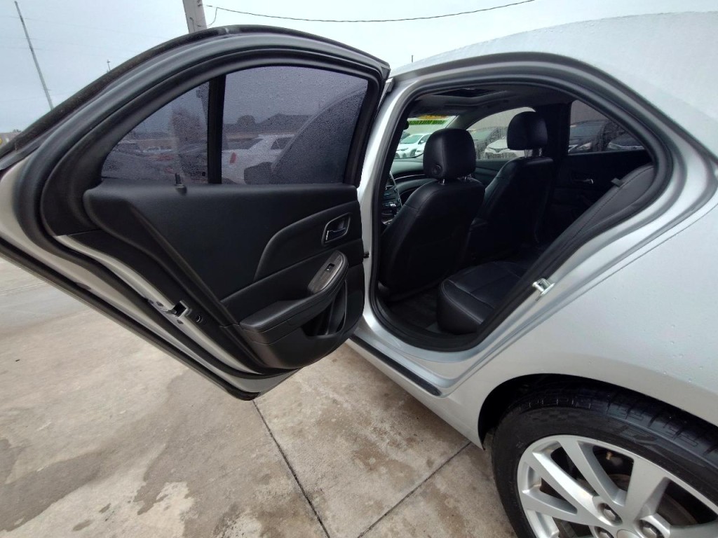 2015 Chevrolet Malibu Image 28