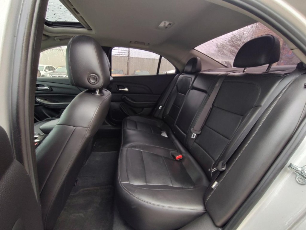 2015 Chevrolet Malibu Image 30