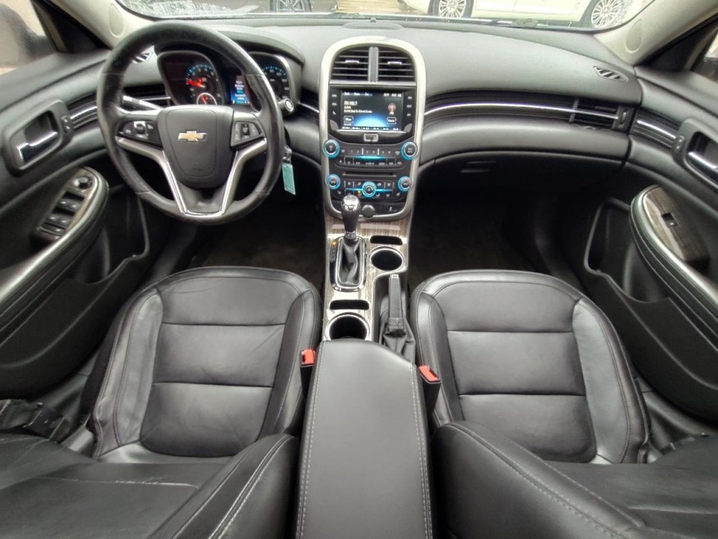 2015 Chevrolet Malibu Image 32