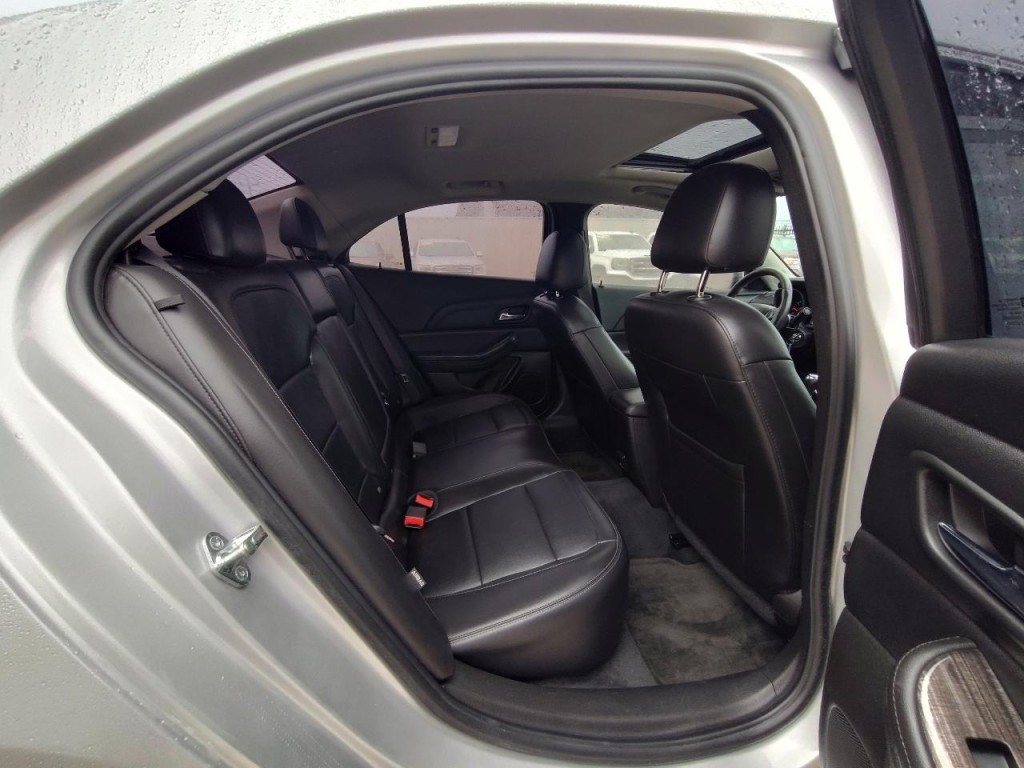 2015 Chevrolet Malibu Image 36