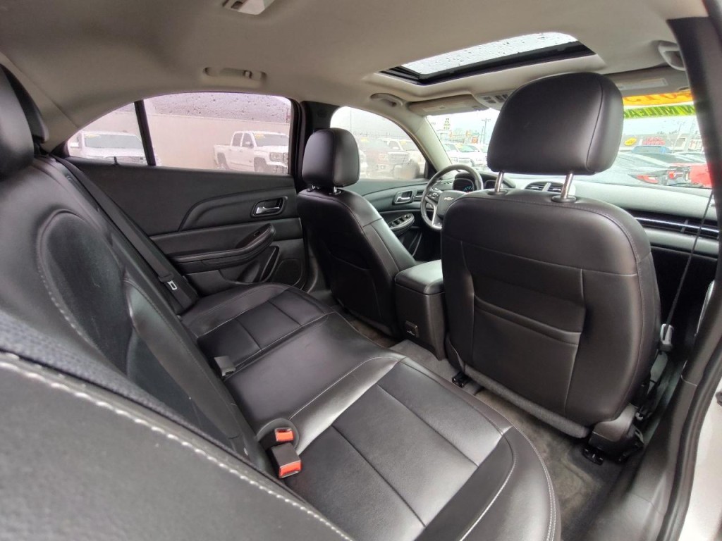 2015 Chevrolet Malibu Image 37