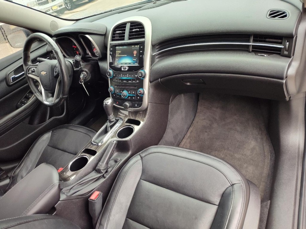 2015 Chevrolet Malibu Image 42