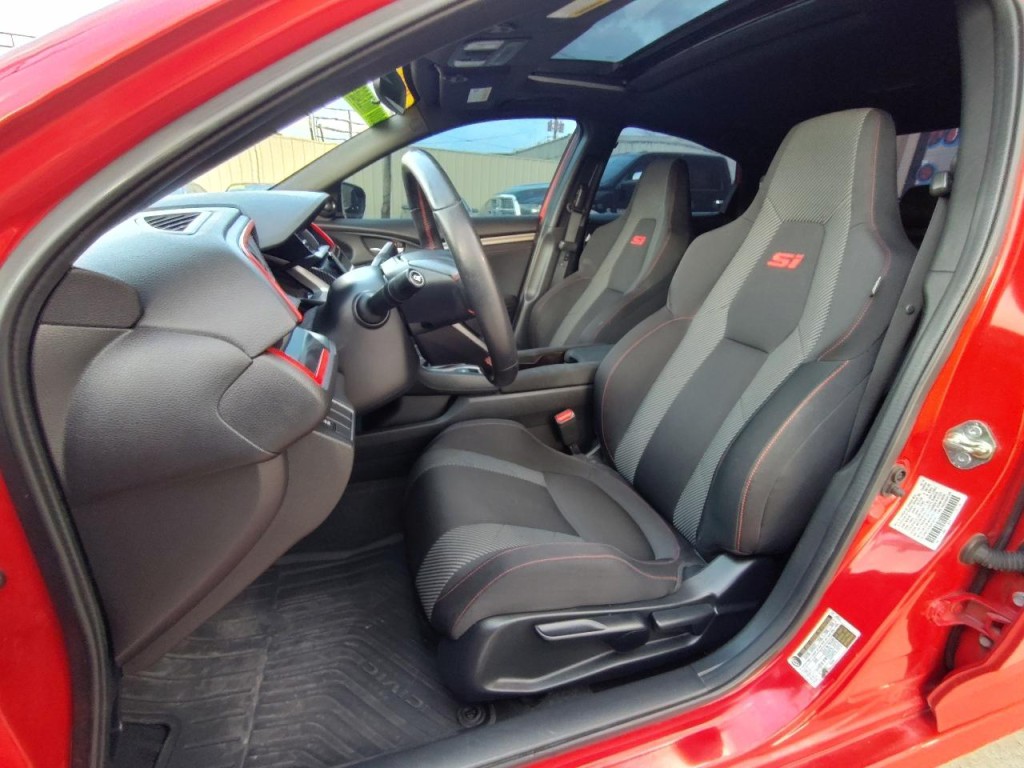 2018 Honda Civic Image 17