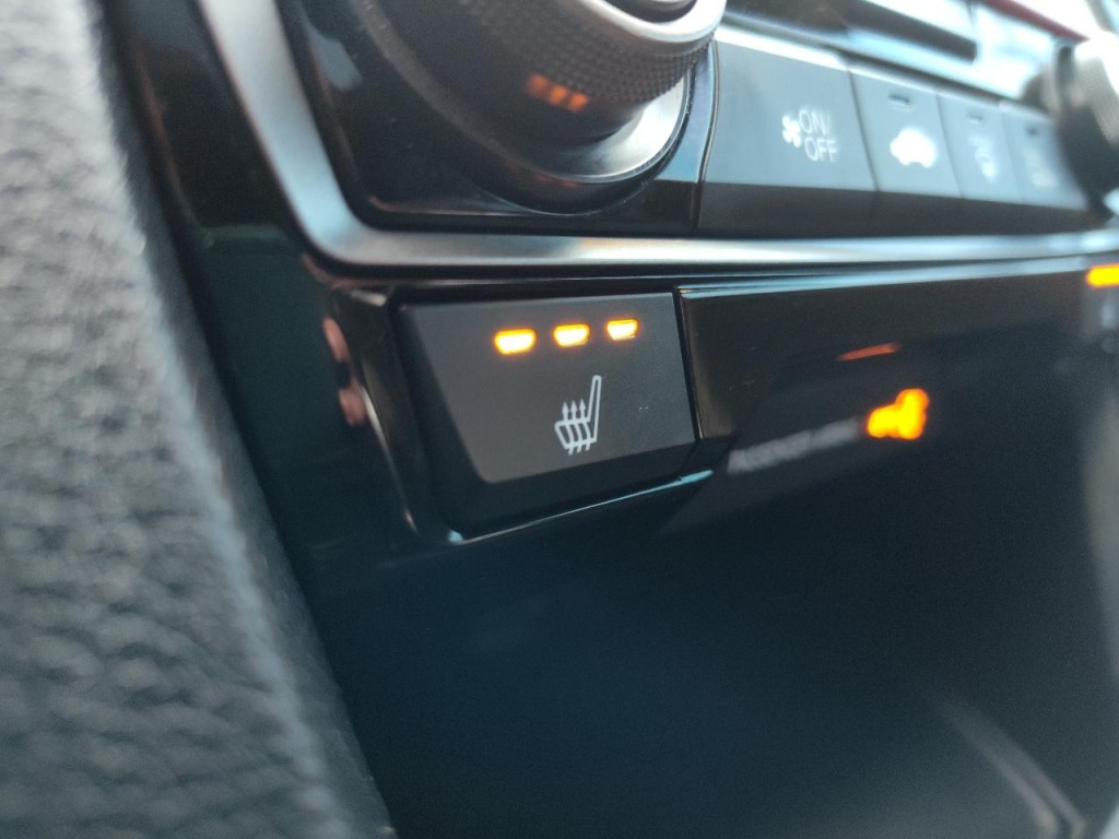 2018 Honda Civic Image 30