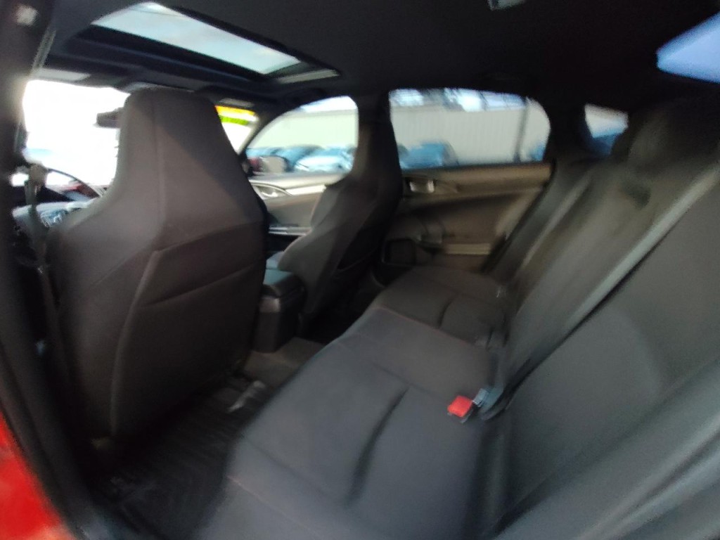 2018 Honda Civic Image 34