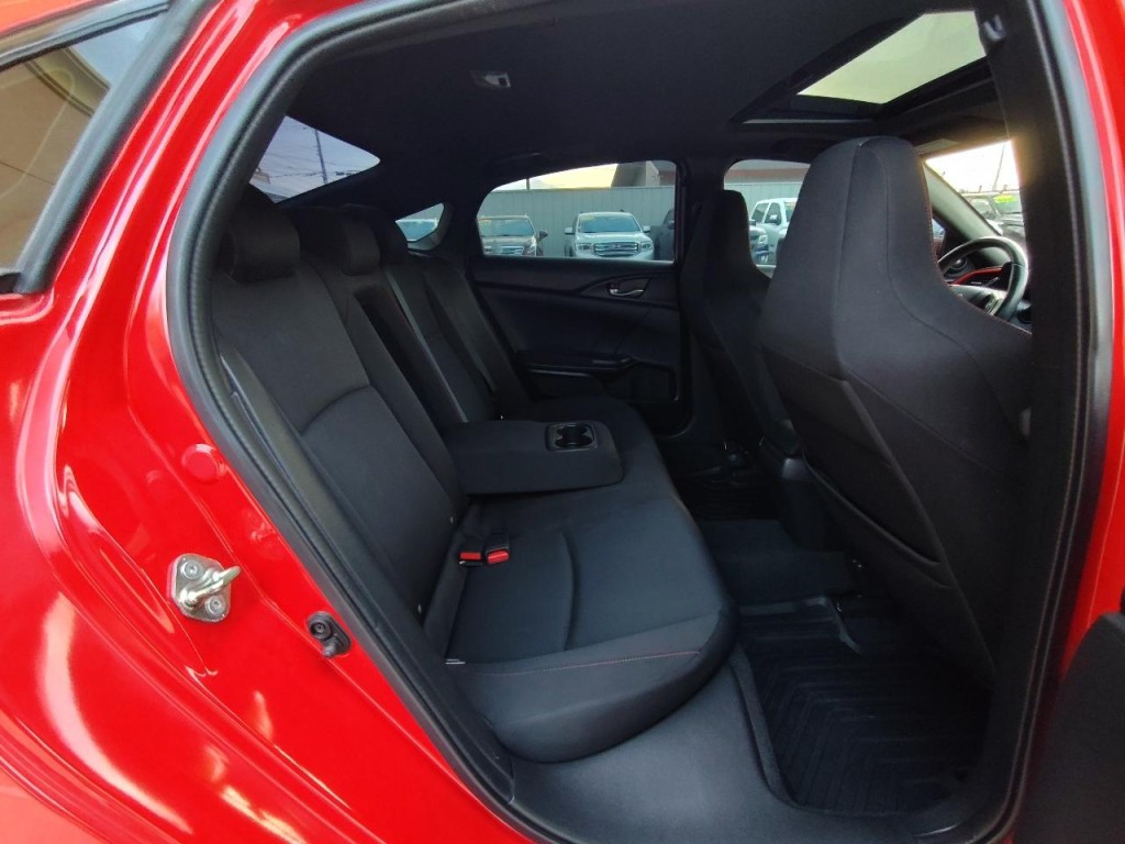 2018 Honda Civic Image 39