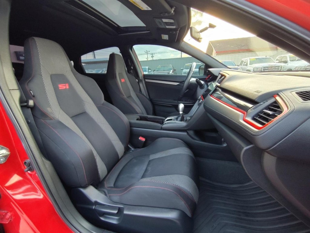 2018 Honda Civic Image 44