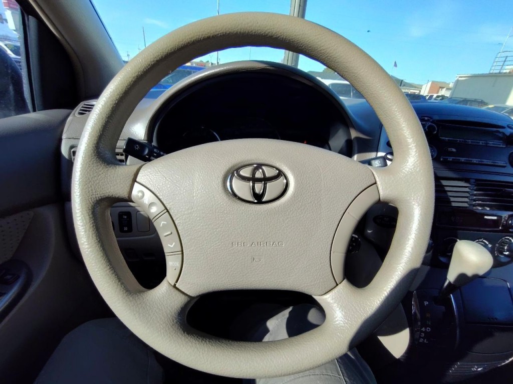 2006 Toyota Sienna Image 18