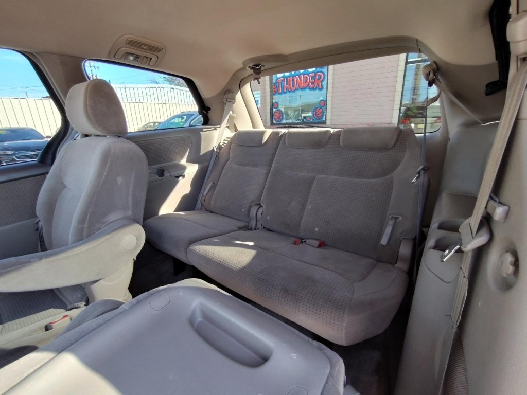 2006 Toyota Sienna Image 27