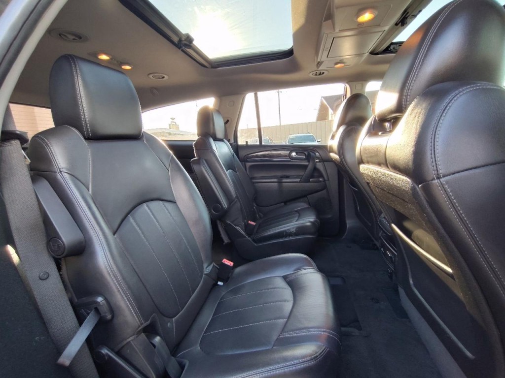 2015 Buick Enclave Image 41