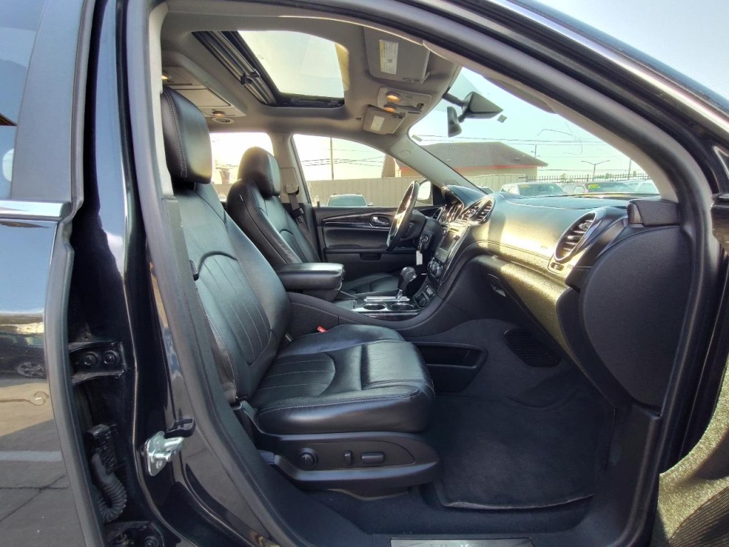 2015 Buick Enclave Image 44