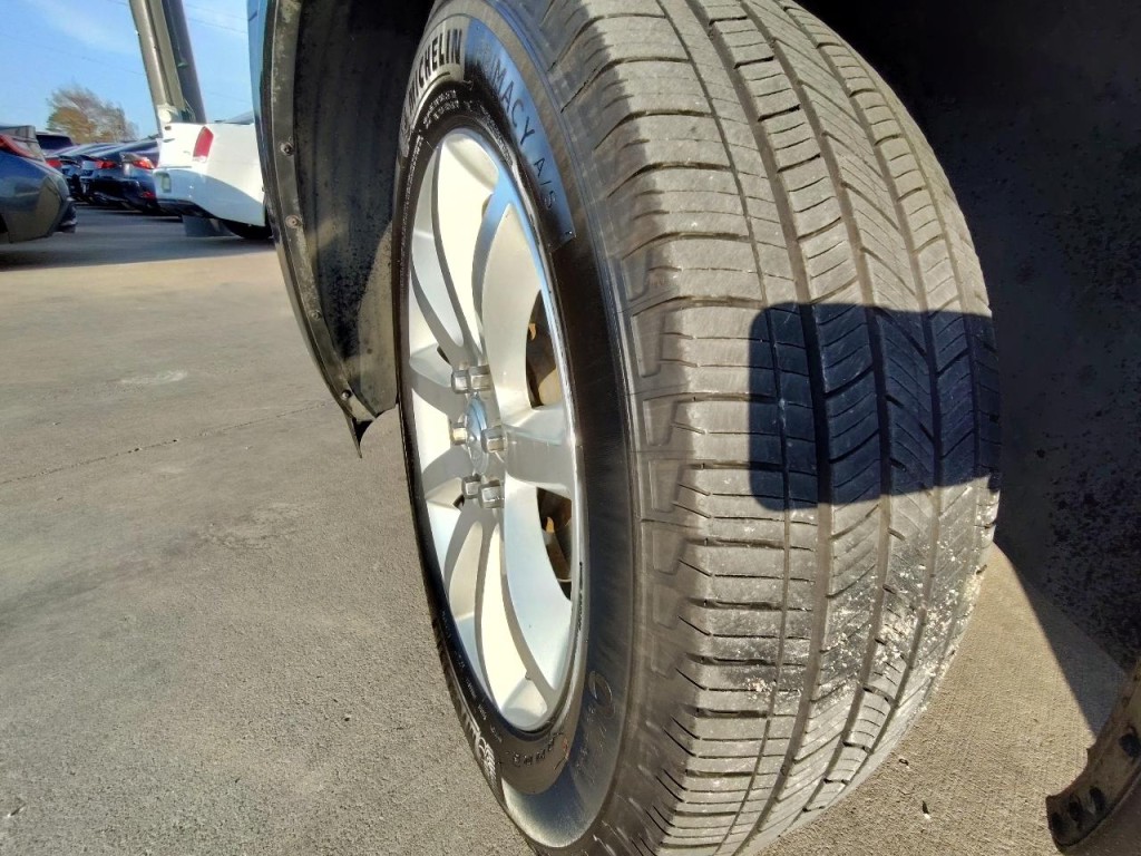 2015 Buick Enclave Image 48