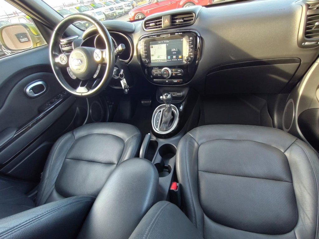 2015 Kia Soul Image 39