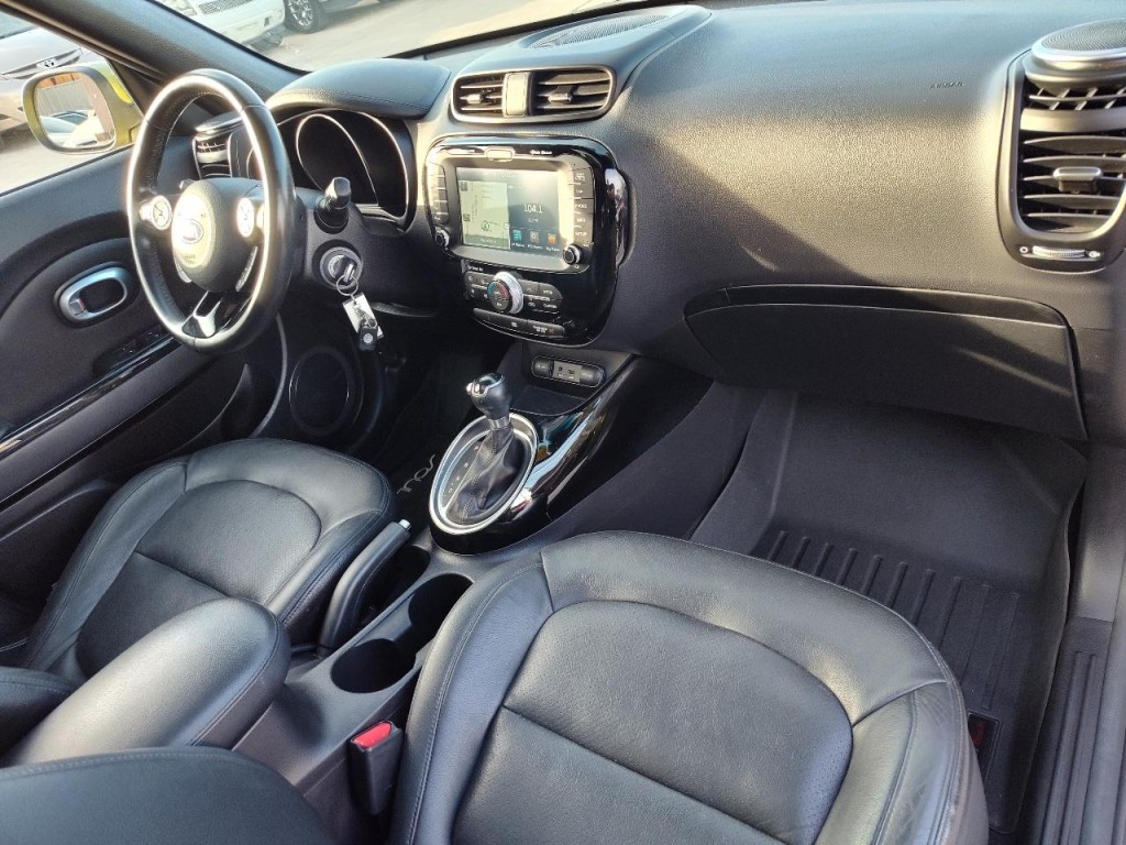 2015 Kia Soul Image 47