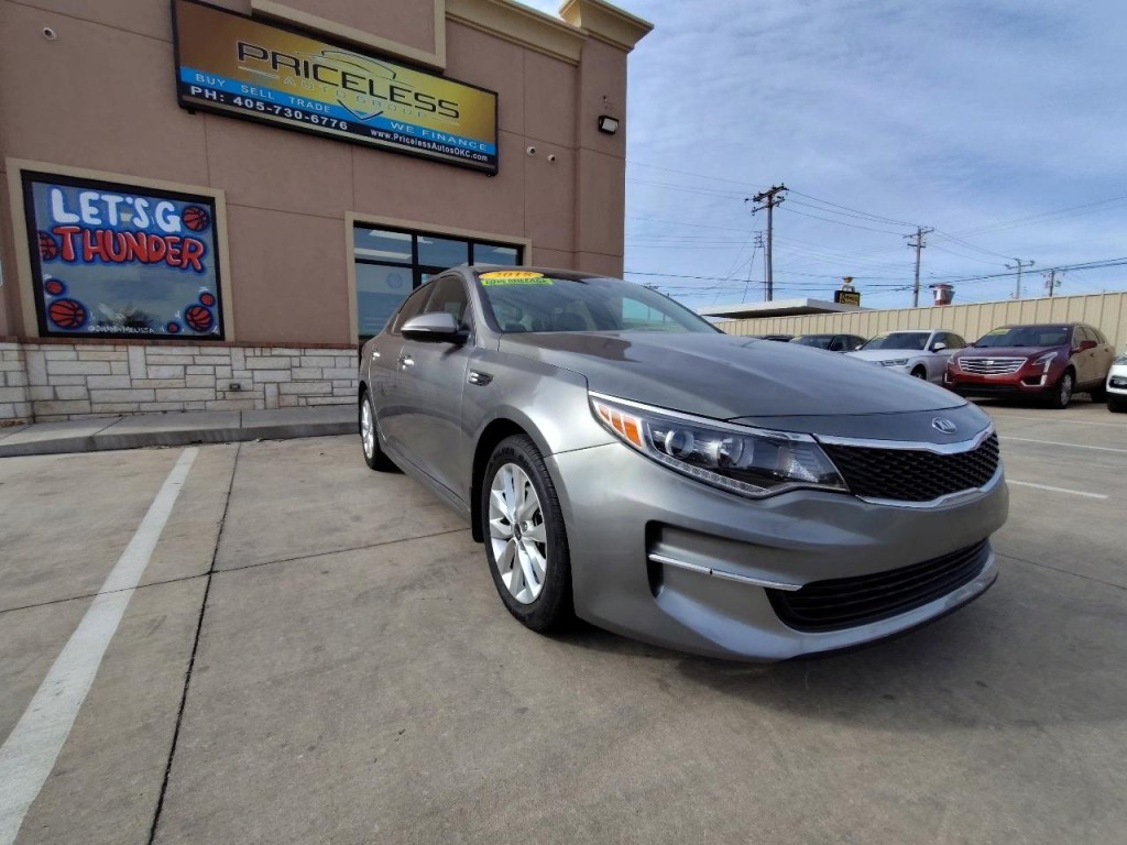2018 Kia Optima Image 2
