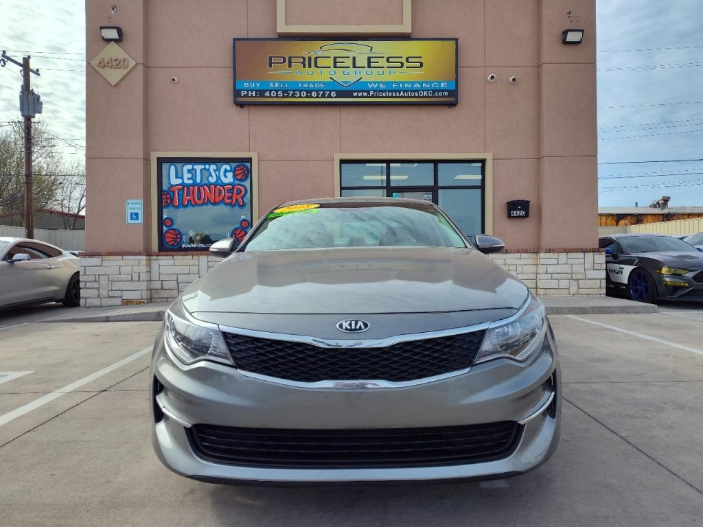 2018 Kia Optima Image 9