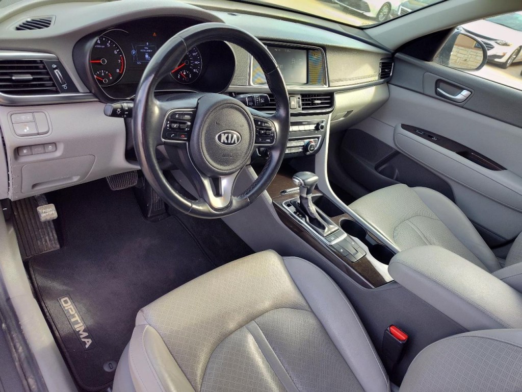 2018 Kia Optima Image 16