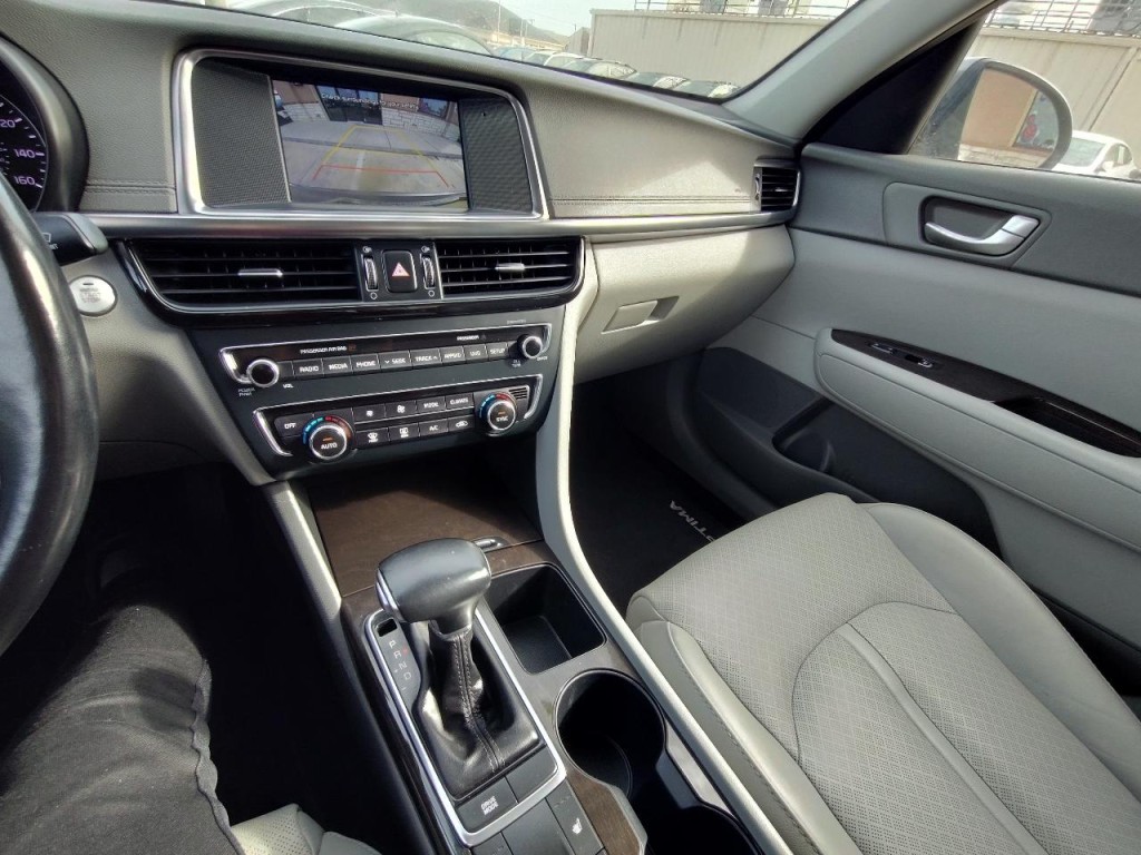 2018 Kia Optima Image 20