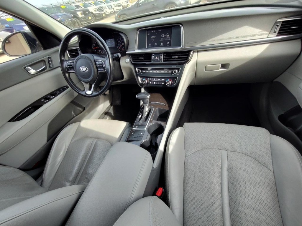 2018 Kia Optima Image 35