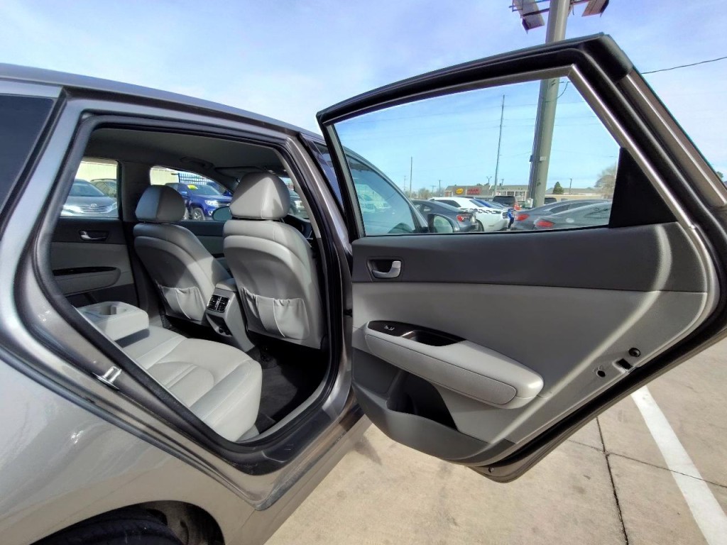 2018 Kia Optima Image 36