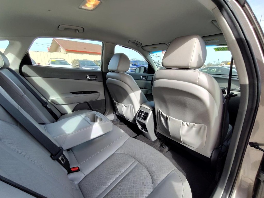 2018 Kia Optima Image 39