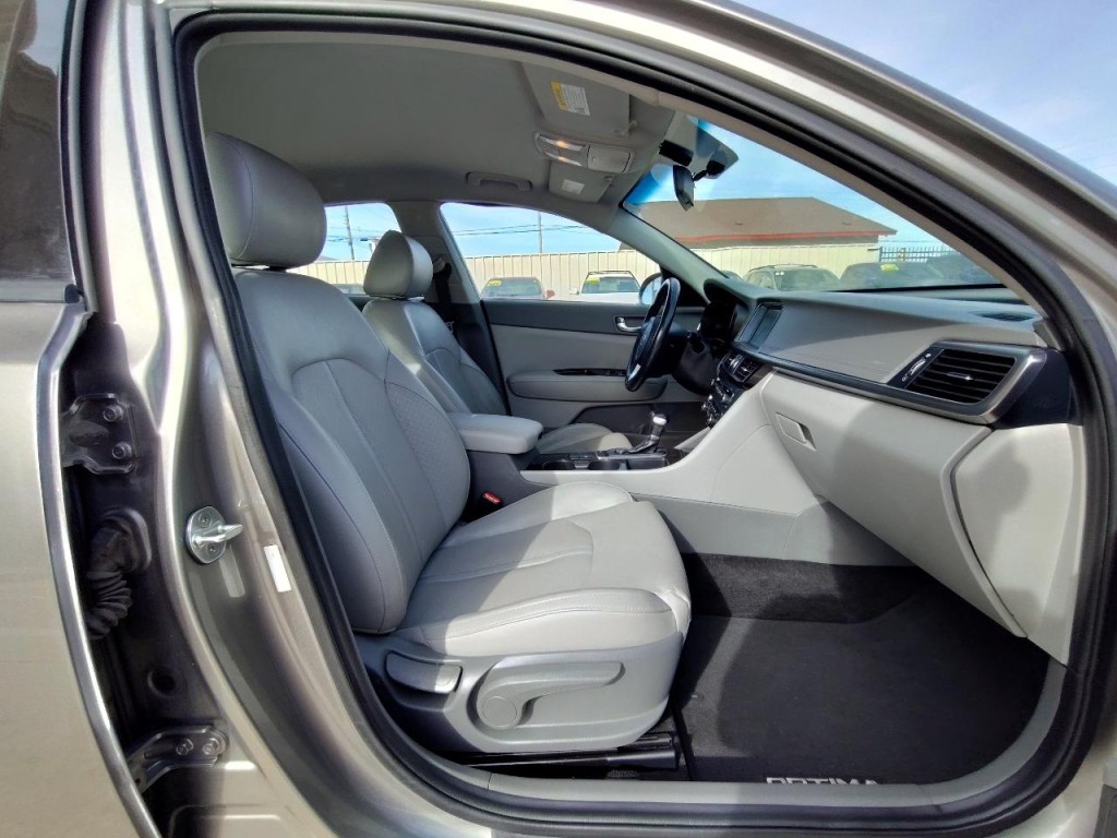 2018 Kia Optima Image 41