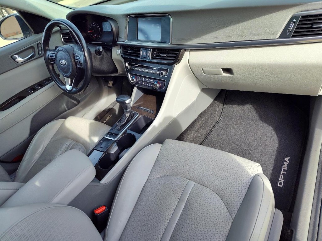 2018 Kia Optima Image 43