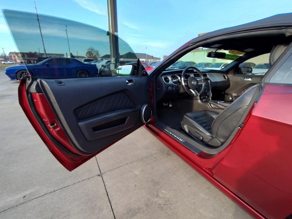 2014 Ford Mustang Image 10