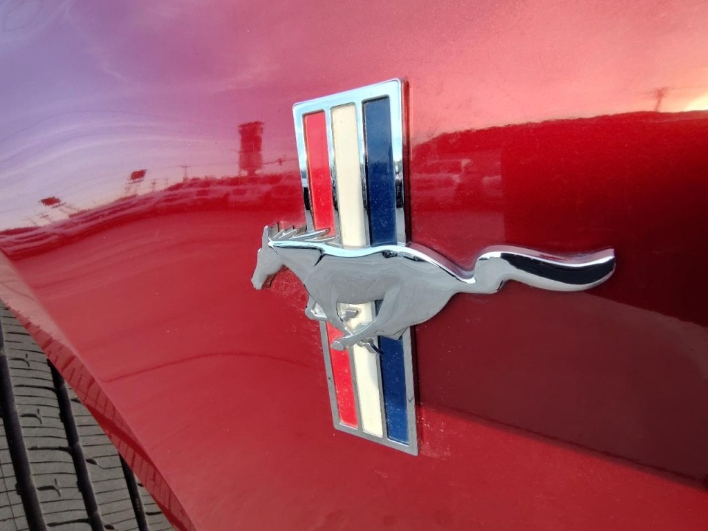 2014 Ford Mustang Image 21