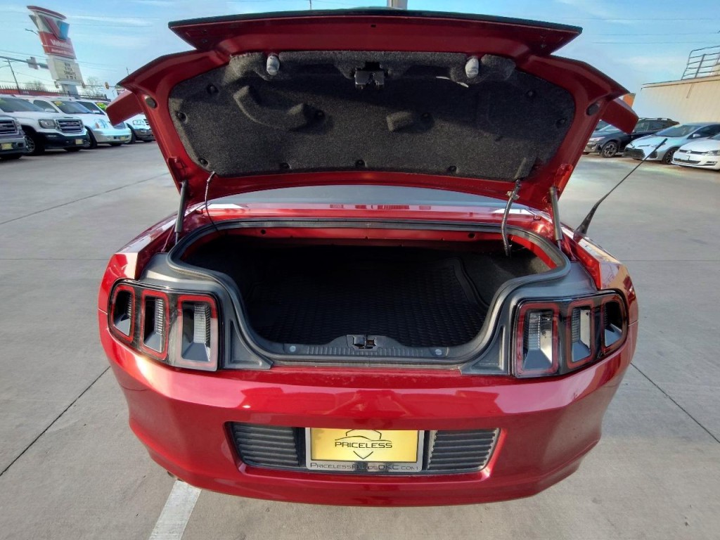 2014 Ford Mustang Image 40