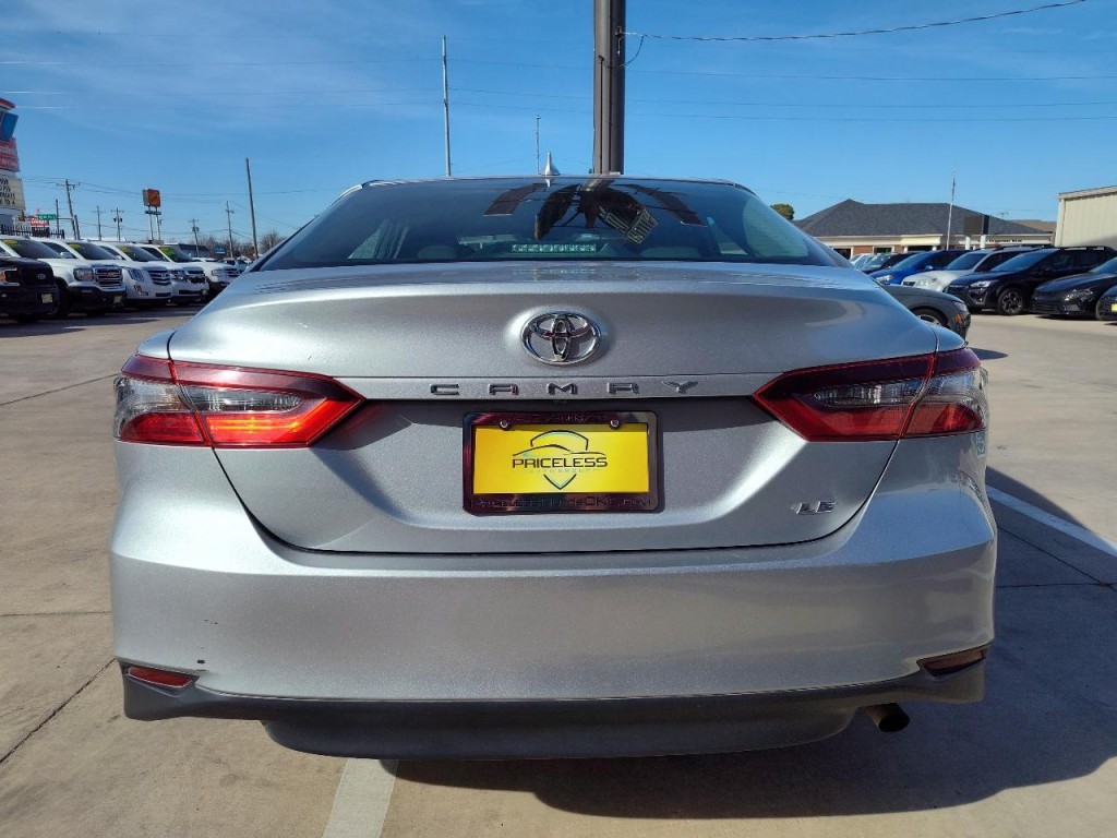 2023 Toyota Camry Image 5