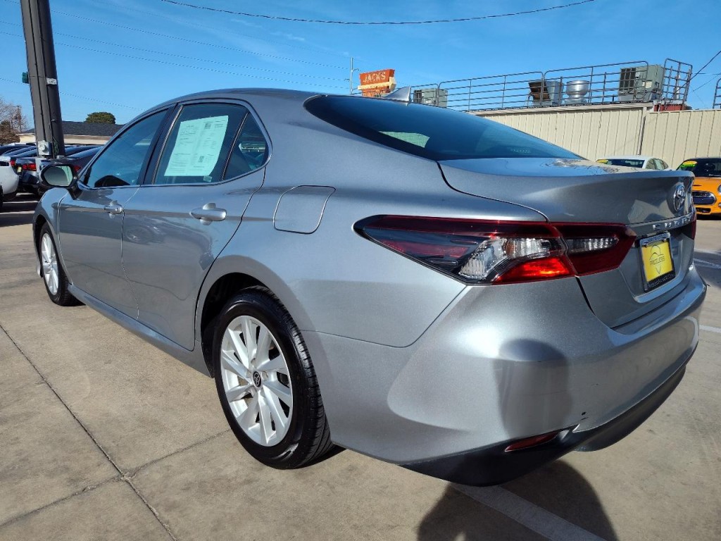 2023 Toyota Camry Image 6