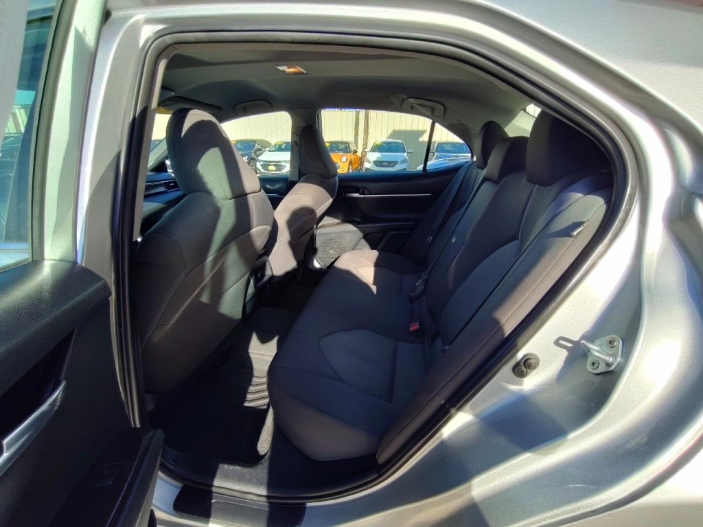2023 Toyota Camry Image 32