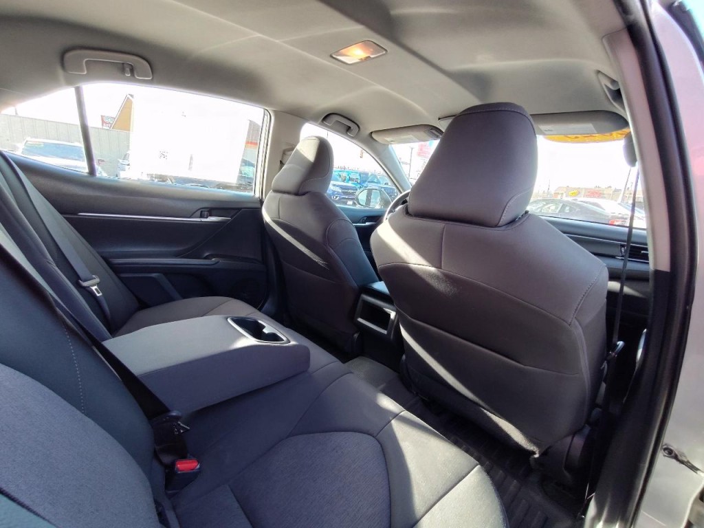2023 Toyota Camry Image 41