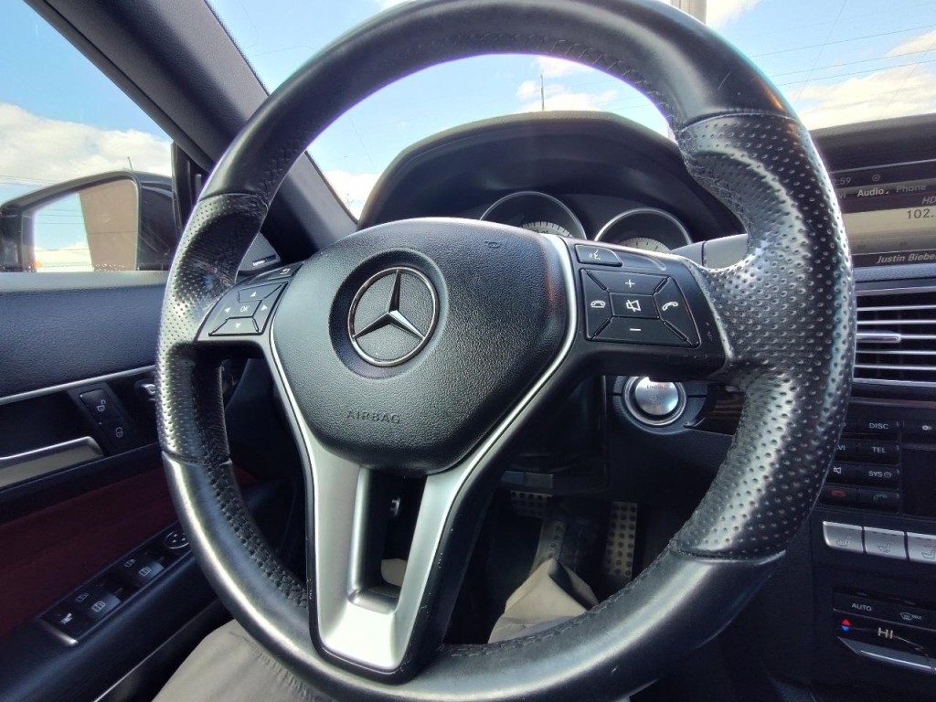 2014 Mercedes-Benz E-Class Image 25