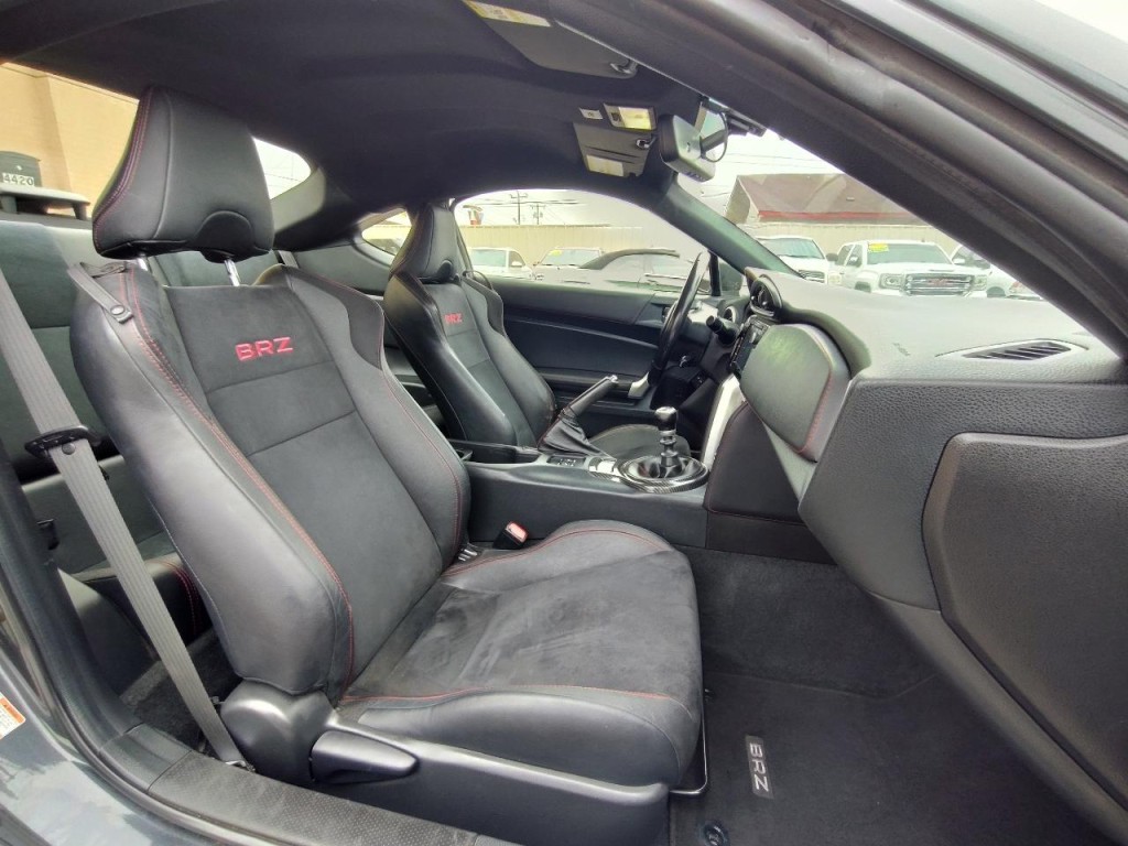 2018 Subaru BRZ Image 34