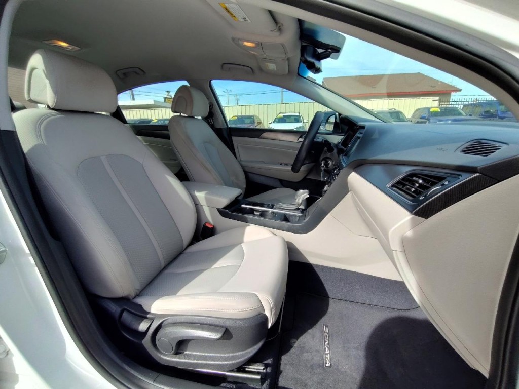 2017 Hyundai Sonata Image 42