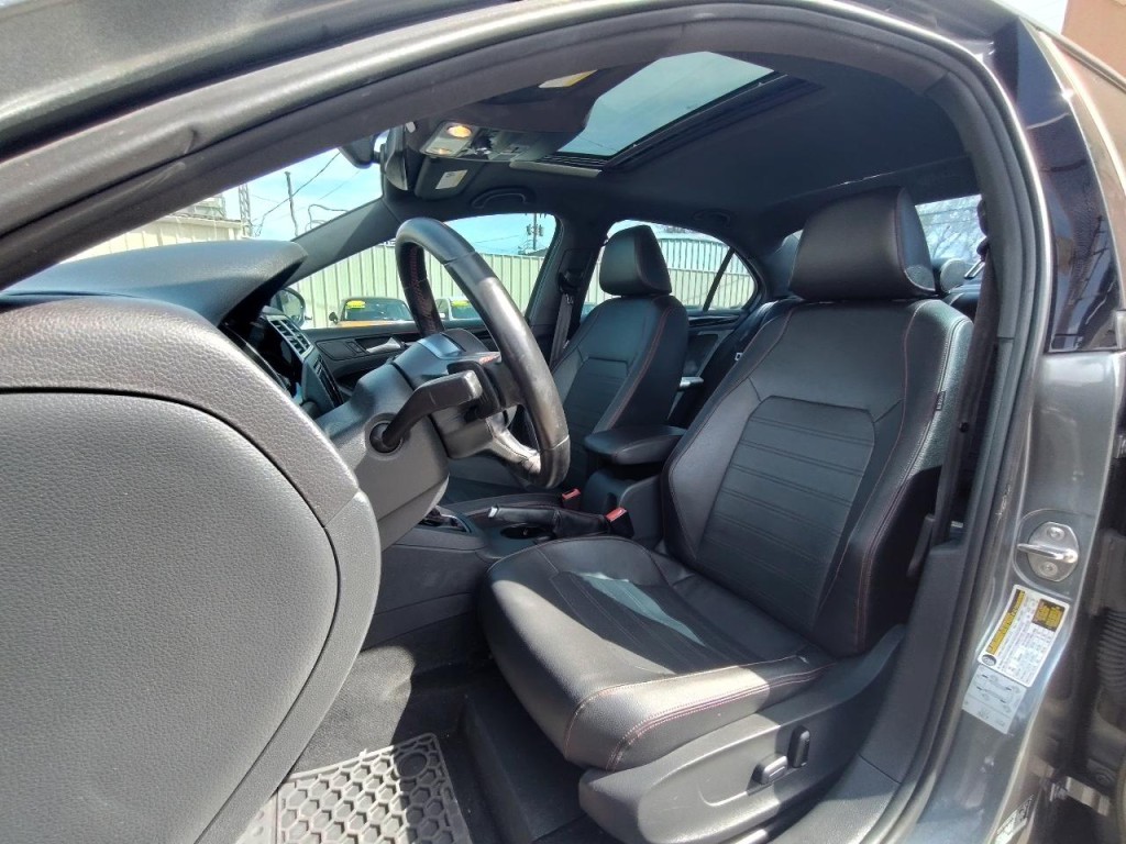 2017 Volkswagen Jetta Image 12