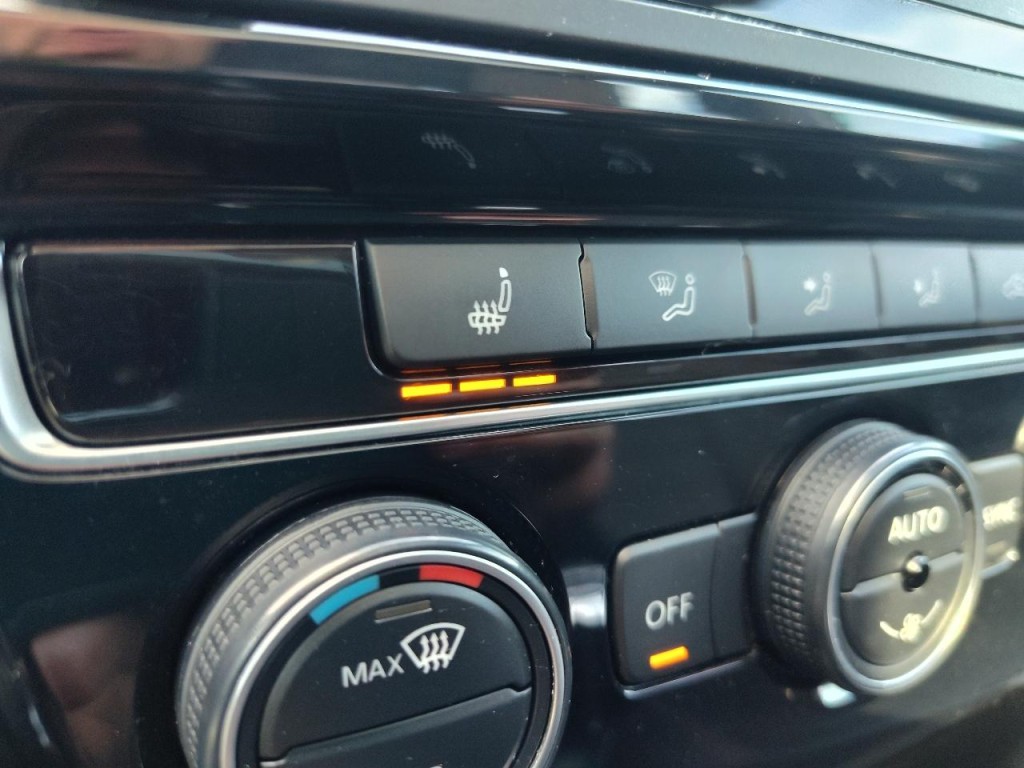 2017 Volkswagen Jetta Image 22