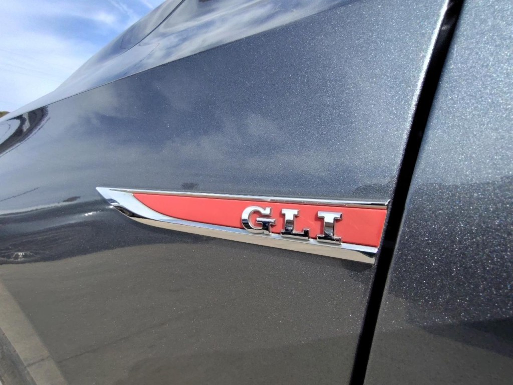 2017 Volkswagen Jetta Image 50